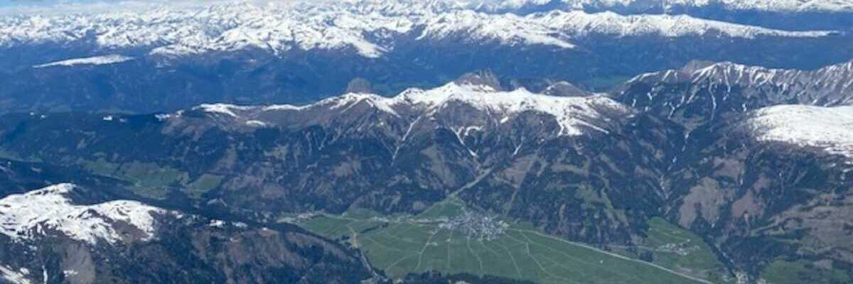Flugwegposition um 12:45:34: Aufgenommen in der Nähe von Gemeinde Untertilliach, Österreich in 3408 Meter